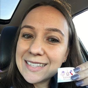 Meet your Posher, Stacy